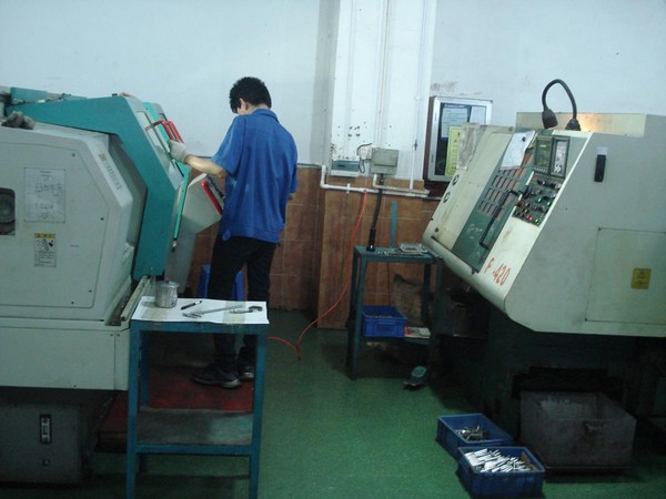 數(shù)控設備 數(shù)控設備